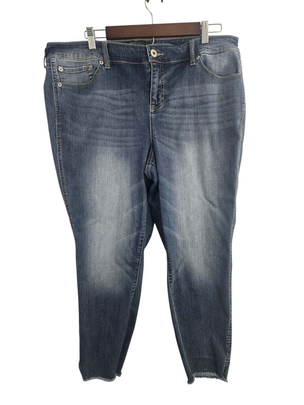 Torrid Premium Crop Skinny Jeans Raw Hem Medium Wash Stretch Size 20